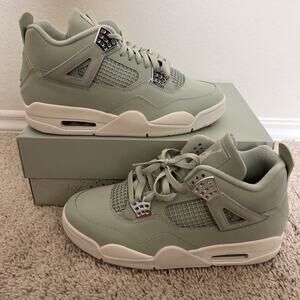 Nike Air Jordan 4 Retro Seafoam Sail HV0823-003 Size 9.5 M / 11 W NIB